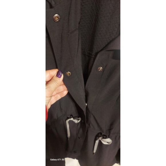 TORRID Happy Camper Stretch Woven Anorak Jacket Deep Black Size 5X Plus Size NWT - Picture 9 of 13